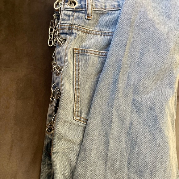 High-Waist Eyelet Chain Detail Jeans Size 26 - Picture 4 of 4